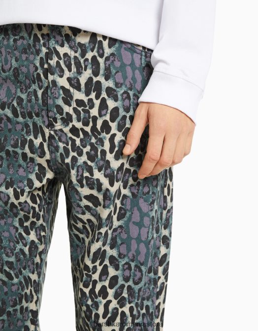 Bershka bărbați blugi largi cu imprimeu animal violet Z86D3188 îmbrăcăminte