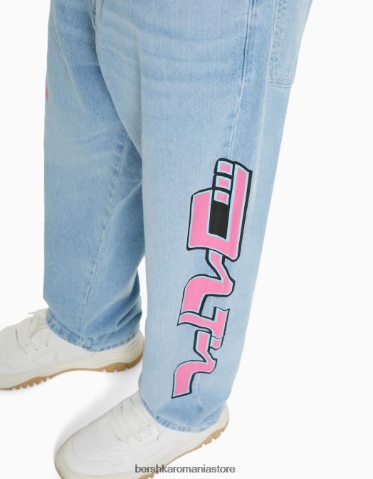 Bershka bărbați blugi largi imprimați albastru deschis Z86D3144 îmbrăcăminte
