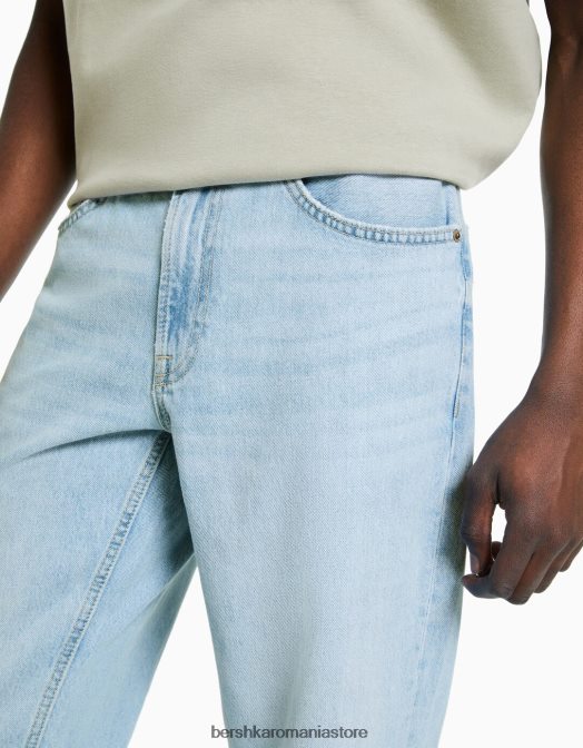 Bershka bărbați blugi vintage cu ajustare dreaptă albastru deschis Z86D3124 îmbrăcăminte