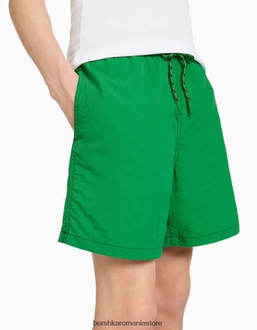 Bershka bărbați pantaloni scurți cu fir contrastant verde Z86D3408 îmbrăcăminte