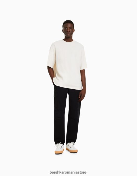 Bershka bărbați pantaloni cargo cu opritoare negru Z86D3231 îmbrăcăminte