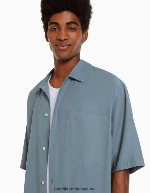 Bershka bărbați cămașă cu mânecă scurtă, în formă relaxată albastru deschis Z86D2906 îmbrăcăminte