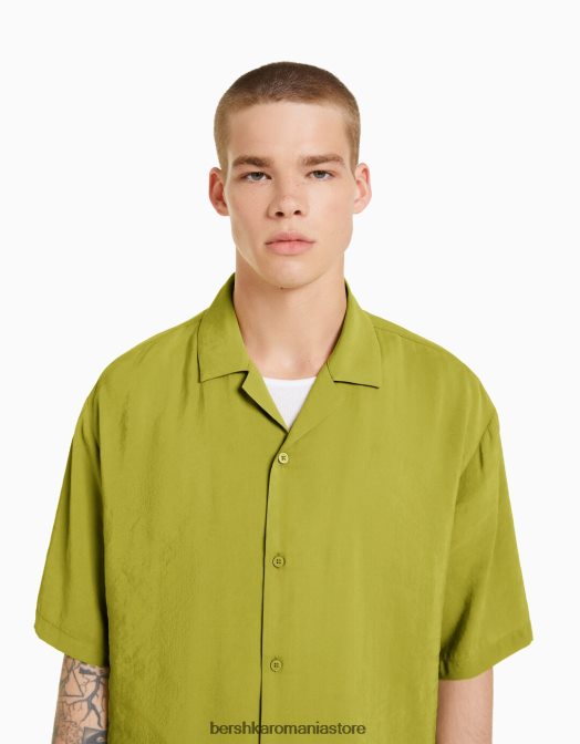 Bershka bărbați cămașă fluidă cu mânecă scurtă verde Z86D2918 îmbrăcăminte