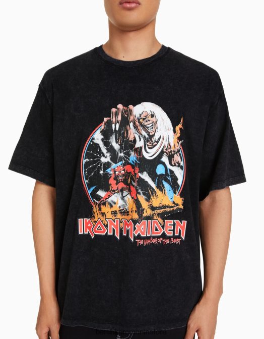 Bershka bărbați tricou cu mânecă scurtă cu imprimeu iron maiden gri inchis Z86D2728 îmbrăcăminte