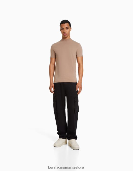 Bershka bărbați tricou cu maneca scurta cu gat inalt maro Z86D2744 îmbrăcăminte