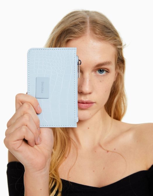 Bershka femei suport pentru carduri cu imprimeu animal cu placă în relief albastru deschis Z86D2377 accesorii