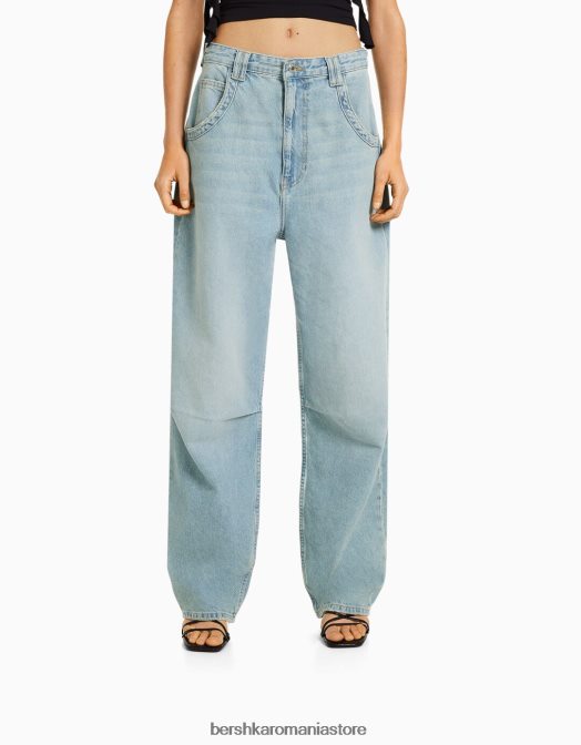 Bershka femei blugi largi cu balloon fit albastru deschis Z86D1527 îmbrăcăminte