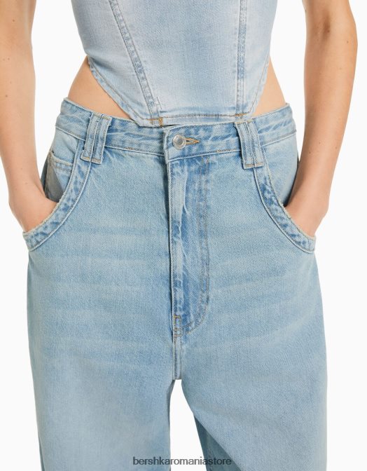Bershka femei blugi largi cu balloon fit albastru deschis Z86D1953 îmbrăcăminte