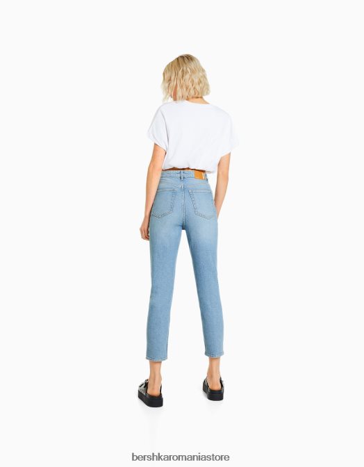 Bershka femei blugi mom slim comfort fit albastru deschis Z86D1521 îmbrăcăminte