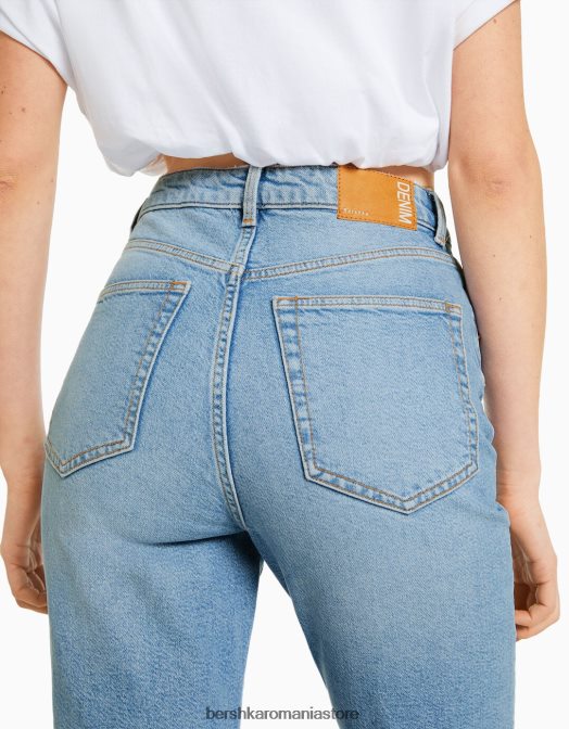 Bershka femei blugi mom slim comfort fit albastru deschis Z86D1521 îmbrăcăminte