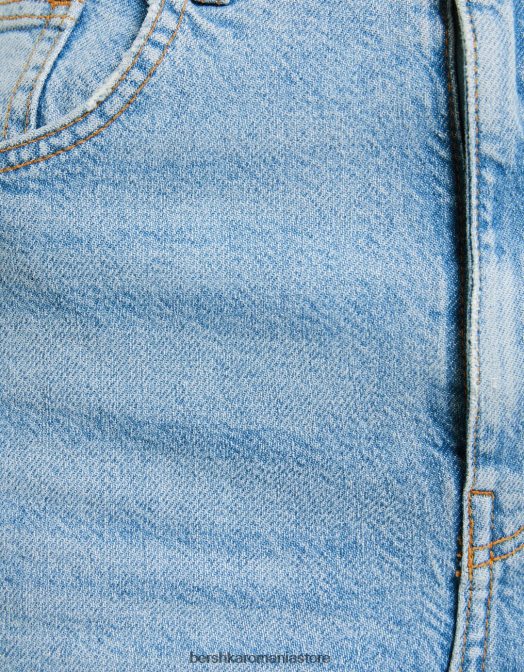 Bershka femei blugi mom slim comfort fit albastru deschis Z86D1521 îmbrăcăminte