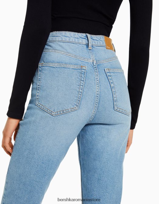 Bershka femei blugi mom slim comfort fit albastru deschis Z86D1992 îmbrăcăminte