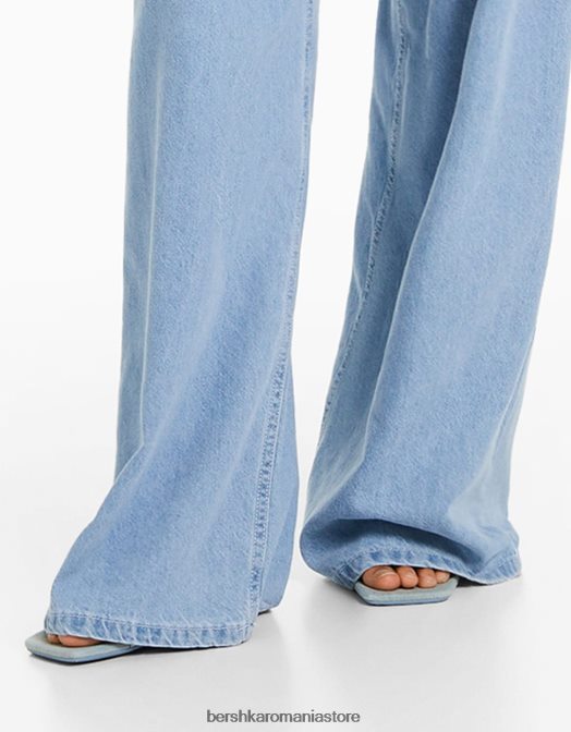 Bershka femei blugi plisați cu picioare largi albastru deschis Z86D1499 îmbrăcăminte