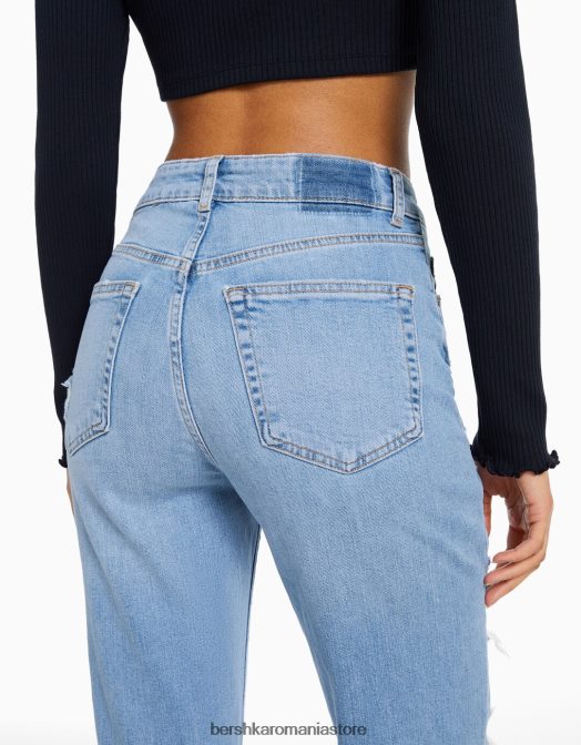 Bershka femei blugi rupti relax fit mom fit albastru deschis Z86D1594 îmbrăcăminte