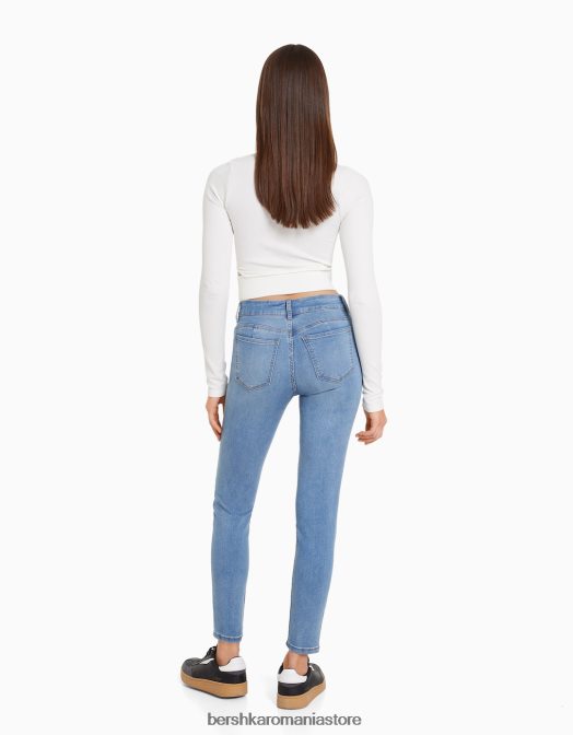 Bershka femei blugi skinny push-up albastru deschis Z86D1561 îmbrăcăminte