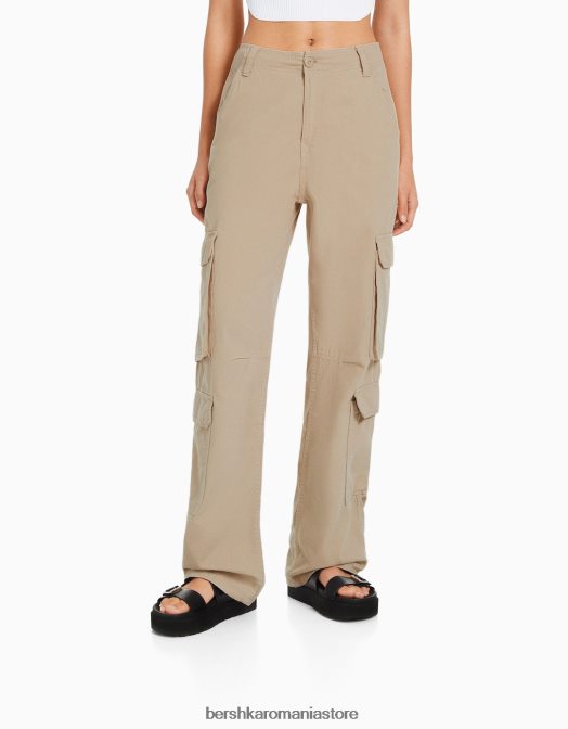 Bershka femei pantaloni cargo ajustabili cu buzunare multiple cămilă Z86D1289 îmbrăcăminte