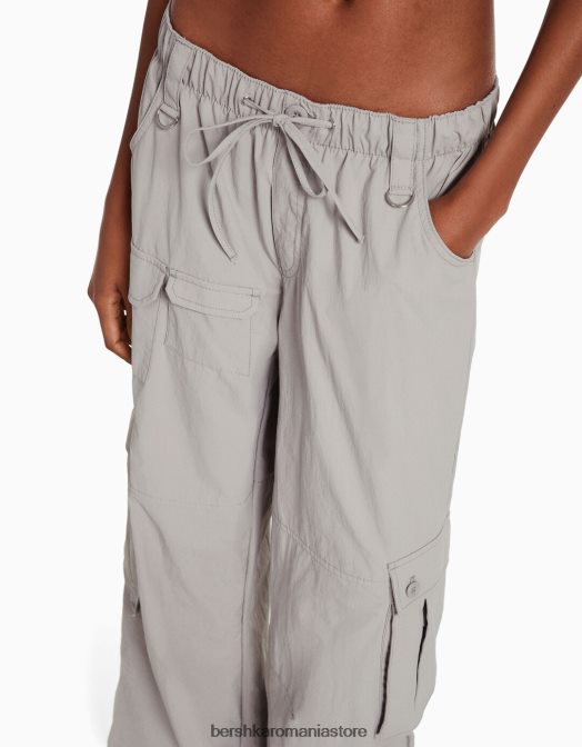 Bershka femei pantaloni cargo largi din nailon cu buzunare multiple exclusiv Z86D1333 îmbrăcăminte