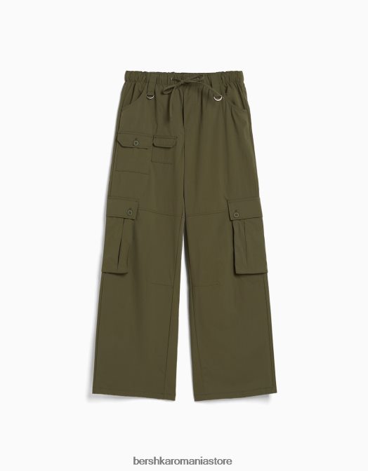 Bershka femei pantaloni cargo largi din nailon cu buzunare multiple kaki Z86D1334 îmbrăcăminte