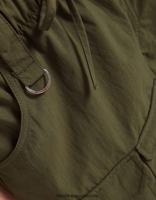 Bershka femei pantaloni cargo largi din nailon cu buzunare multiple kaki Z86D1334 îmbrăcăminte