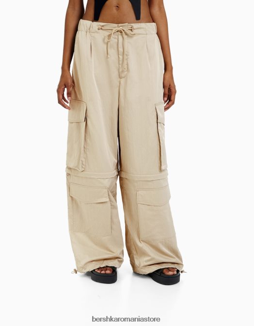 Bershka femei pantaloni cargo în amestec de nailon cămilă Z86D1355 îmbrăcăminte