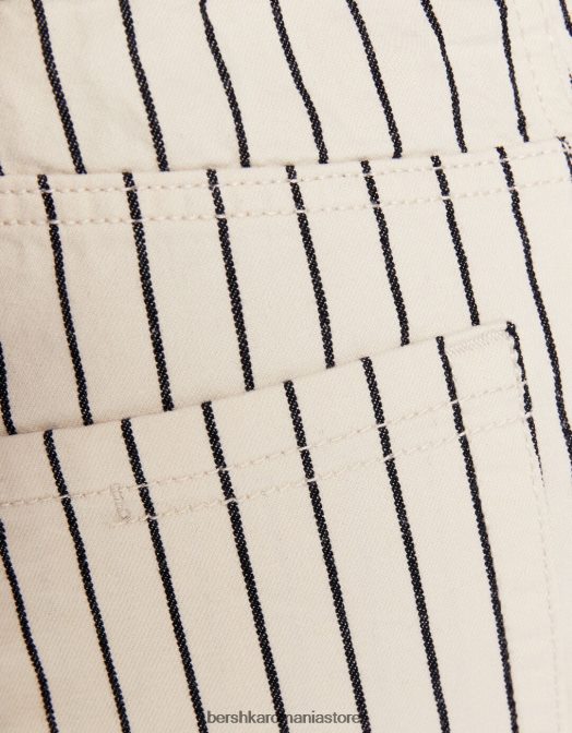 Bershka femei pantaloni scurți din twill confortabil cu tiv răsucite cremă Z86D1698 îmbrăcăminte