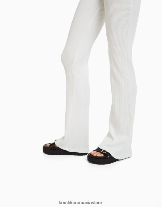 Bershka femei pantaloni pantaloni evazați cu coaste aproape alb Z86D1445 îmbrăcăminte