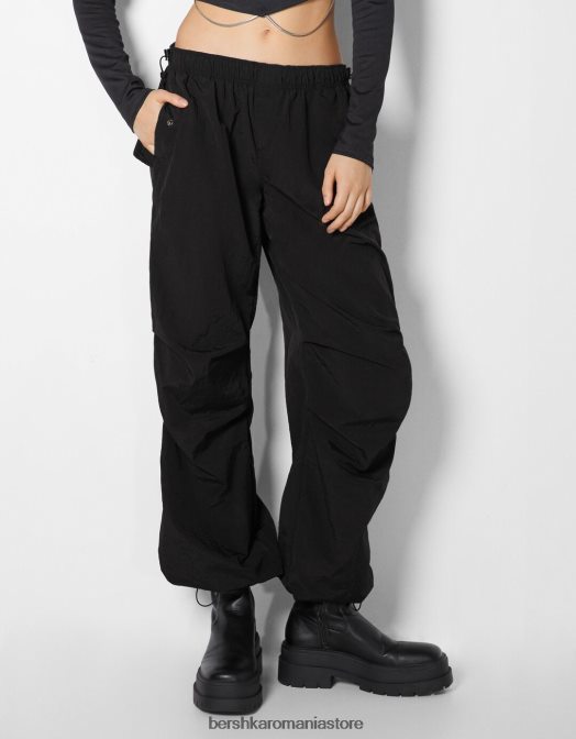 Bershka femei pantaloni de jogging cu parașuta din nailon negru Z86D1313 îmbrăcăminte