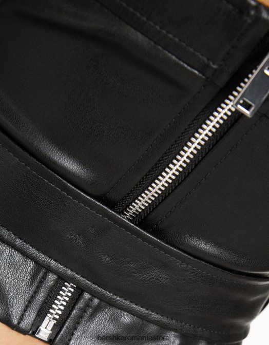 Bershka femei Top corset din imitatie de piele cu detaliu curea negru Z86D744 îmbrăcăminte