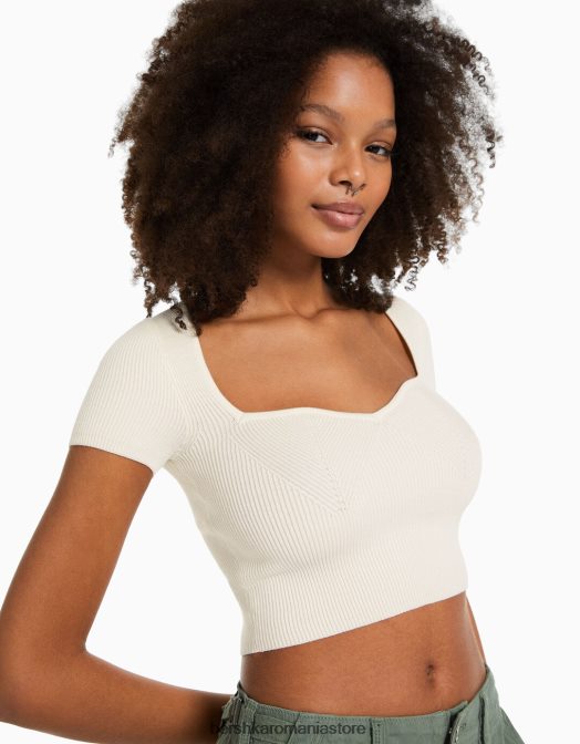 Bershka femei pulover din tricot cu maneca scurta, cu decolteu inima cremă Z86D541 îmbrăcăminte