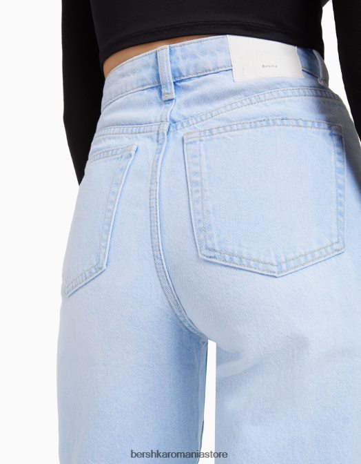 Bershka unisex blugi de mama albastru deschis Z86D3941 îmbrăcăminte