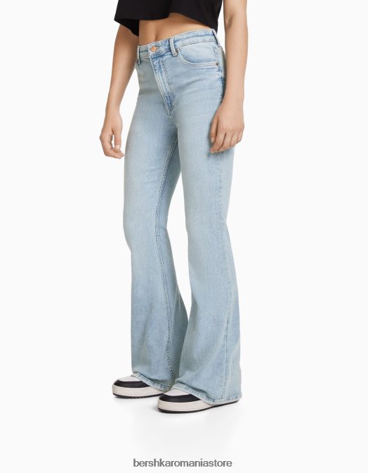 Bershka unisex blugi evazati albastru deschis Z86D3928 îmbrăcăminte