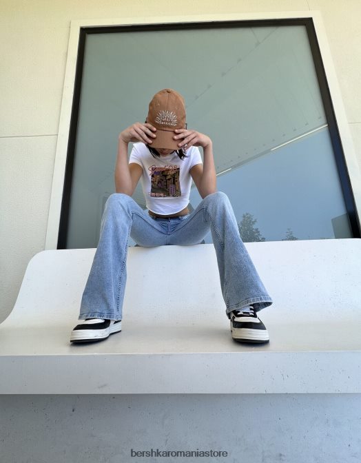 Bershka unisex blugi evazati albastru deschis Z86D3928 îmbrăcăminte