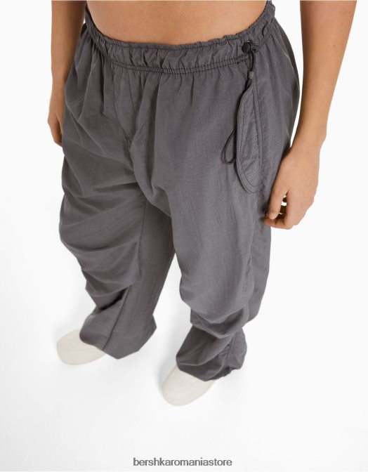 Bershka unisex pantaloni de jogging cu parașuta din nailon gri Z86D3895 îmbrăcăminte